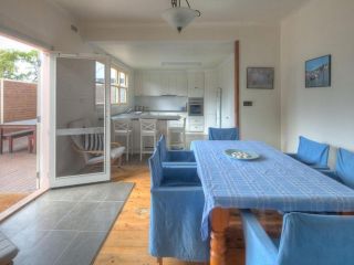 Carrick Fergus - Centrally located family home Guest house, Port Fairy - 3