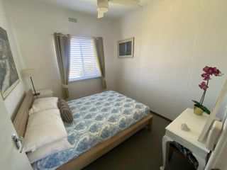 Carrickalinga SeaHaven: Coastal Escape-4BRM - 29 Riverview Drive Guest house, Normanville - 5