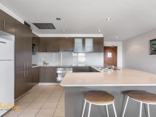 Carrington No.4 - Nelson Bay CBD Apartment, Nelson Bay - 3