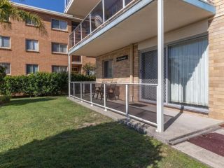 Castaways, Unit 1/17 Shoal Bay Road Apartment, Shoal Bay - 4