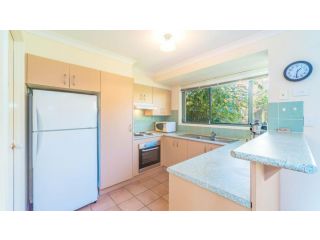 Catalina Court 7 Apartment, Yamba - 3