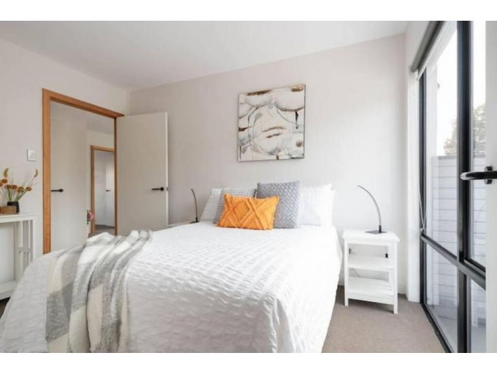 CBD apartment by the Hospital. WiFi and Parking Apartment, Launceston - imaginea 10