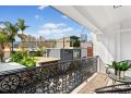 Central 2-Bed Terrace House by the Harbour Guest house, Sydney - thumb 3