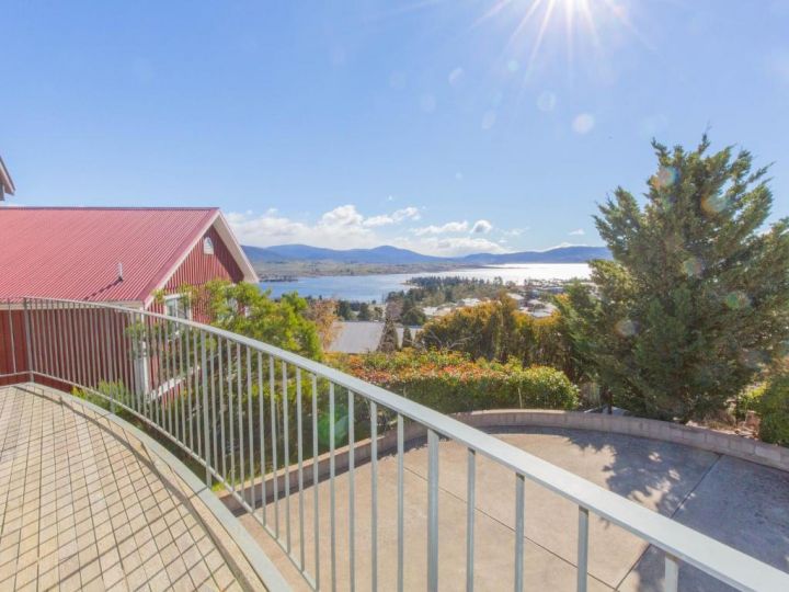 Chalet De Neige Guest house, Jindabyne - imaginea 9