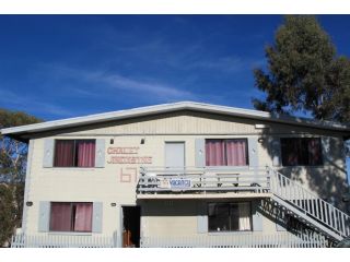 Chalet Jindabyne Bed and breakfast, Jindabyne - 2