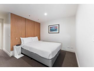 Charming 1BR unit with fully functional Kitchen and Wifi Apartment, Melbourne - 4