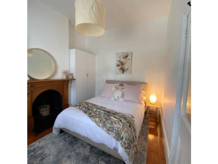 Charming cottage nestled in prime location Apartment, Launceston - imaginea 11