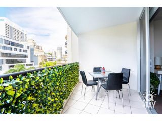 Chevron Renaissance - 2 Bedroom 2 Bathroom in the Centre of Surfers Paradise!! Apartment, Gold Coast - 4