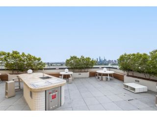 Chic City Apartment, Great Amenities and Location Apartment, Melbourne - 1