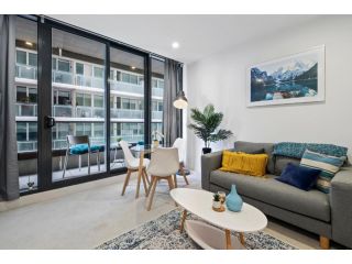 Chic City Apartment, Great Amenities and Location Apartment, Melbourne - 3