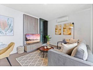 Chic 2-Bed Apartment In the Heart of Melbourne Apartment, Melbourne - 1