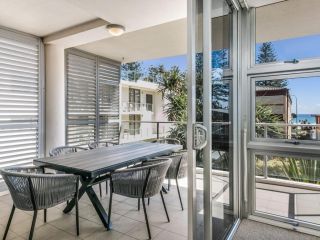 Ciel Unit 2 - Modern 2 bedroom plus study, beach side apartment with Wi-Fi Apartment, Gold Coast - 3