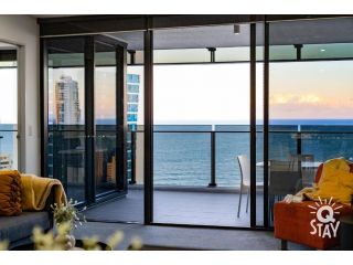 Circle on Cavill â€“ 1 Bedroom Ocean Level 30 in the centre of Surfers Paradise! Apartment, Gold Coast - 2