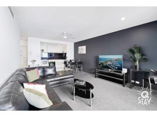 Circle on Cavill - 1 Bedroom + Study SPA Ocean View â€” Q Stay Apartment, Gold Coast - 4