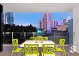 Circle on Cavill 2 Bedroom 1 Bathroom SPA City View NO PARKING - Q Stay Apartment, Gold Coast - 1