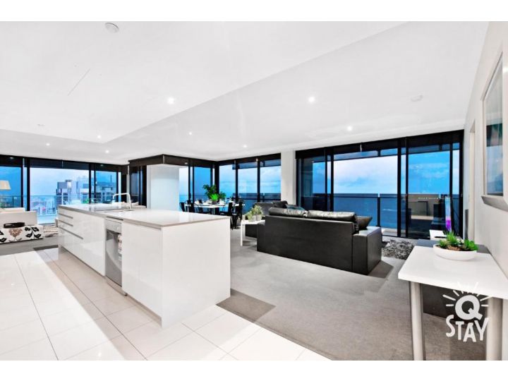 Circle on Cavill â€“ 3 Bedroom Sub Penthouse Amazing Ocean Views, Surfers Paradise Apartment, Gold Coast - imaginea 13