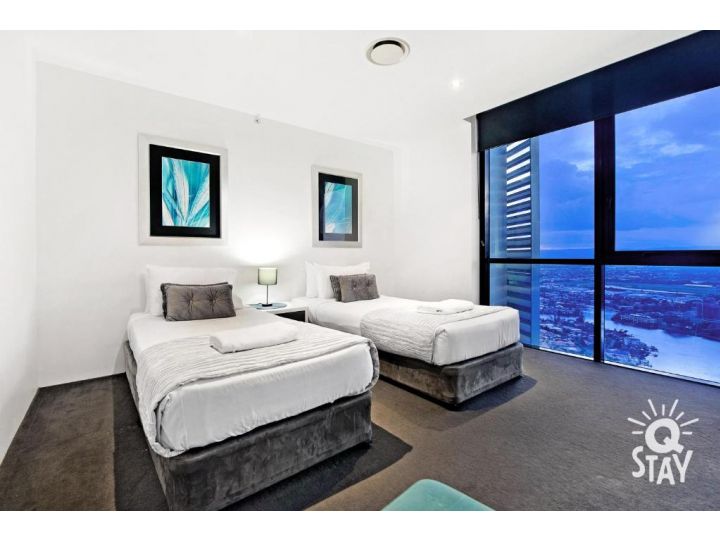 Circle on Cavill â€“ 3 Bedroom Sub Penthouse Amazing Ocean Views, Surfers Paradise Apartment, Gold Coast - imaginea 4