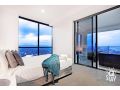 Circle on Cavill â€“ 3 Bedroom Sub Penthouse Amazing Ocean Views, Surfers Paradise Apartment, Gold Coast - thumb 5