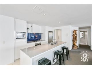 Circle on Cavill â€“ 4 Bedroom Sub Penthouse Full Ocean View! Apartment, Gold Coast - 5