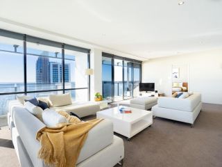 Circle On Cavill 52nd Floor Spacious Skyhome Apartment Apartment, Gold Coast - 5