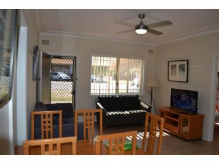 Clarkes Flat 1 Apartment, South West Rocks - 1