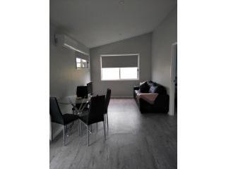 Ashley's Retreat Umina Beach Villa, Umina - 3