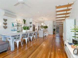 COASTAL CHIC @ CASUARINA Apartment, Casuarina - 1