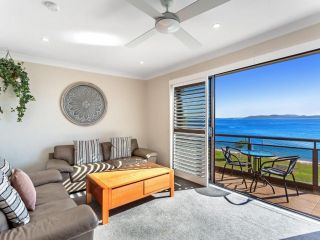 Collendina, Unit 6/19 Kurrawa Close Apartment, Nelson Bay - 2