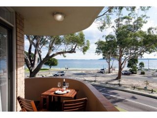 3 'COLUMBIA', 12 COLUMBIA CLOSE - LARGE UNIT WITH FANTASTIC WATER VIEWS Apartment, Nelson Bay - 2