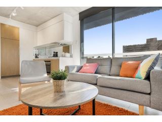 Comfy 2-Bed Balcony Unit near Iconic Chapel St Apartment, Melbourne - 1