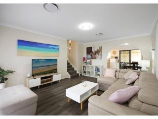 Convenient Location; Close To Tuggerah Lake Apartment, Gorokan - 2