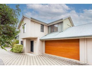 Coode Street Townhouse Villa, Perth - 2