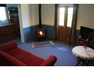 Coonawarra's Pyrus Cottage Guest house, Coonawarra - 1