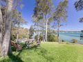 &#x27;Corlette Waterfront&#x27;, 2/44 Danalene Parade - Waterfront Luxury, WIFI, Aircon, Boat Parking Guest house, Corlette - thumb 19