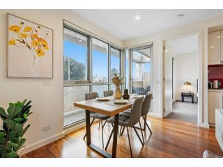 Cosy 2-bed St Kilda Apartment Near Shops Apartment, Melbourne - 1