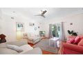 Cosy Escape Umina Beach Family Fun Guest house, Umina - thumb 2