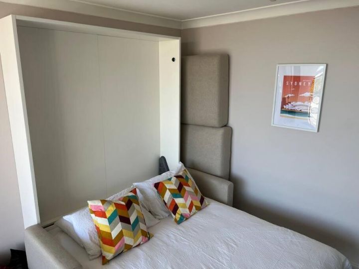 Cosy studio with a large balcony and a great view! Apartment, Sydney - imaginea 6