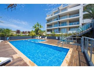 'Cote D Azur' luxury in the heart on Nelson Bay! Apartment, Nelson Bay - 2