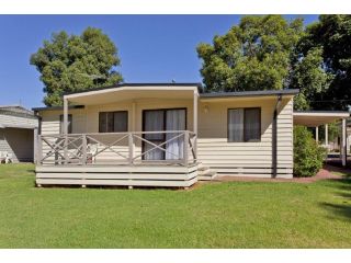 Cottage 20 - 3 Bedroom - Lake Hume Resort Guest house, Albury - 2