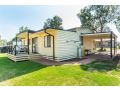 Cottage 20 - 3 Bedroom - Lake Hume Resort Guest house, Albury - thumb 11