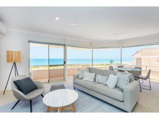 Cottesloe Ocean View House Apartment, Perth - 1