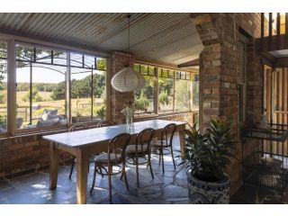 CROFTERS FOLD BARN - STYLISH BARN, PIPERS CREEK Guest house, Victoria - 5