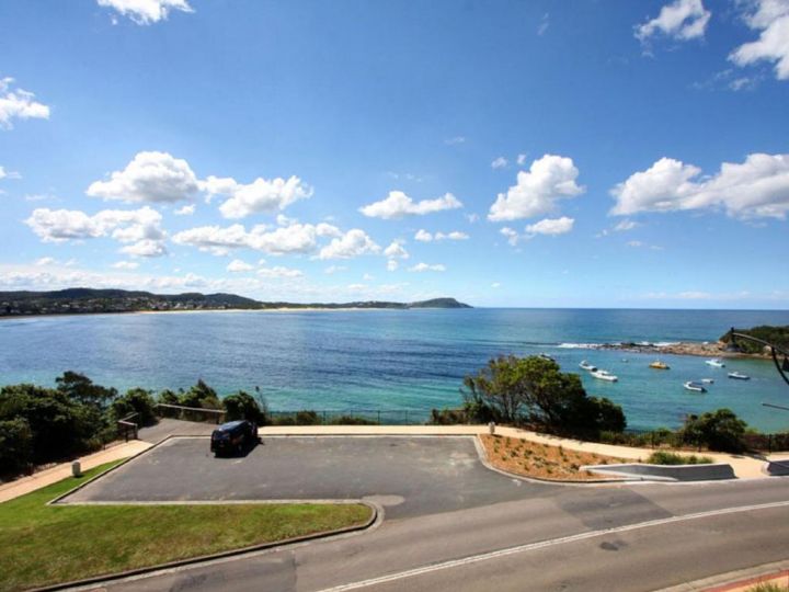 Beachfront Penthouse, Paranomic Views of Ocean Guest house, Terrigal - imaginea 6