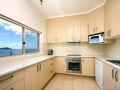 Beachfront Penthouse, Paranomic Views of Ocean Guest house, Terrigal - thumb 3