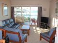 Charming Beach Getaway, Close to Cafe & Restaurant Guest house, Terrigal - thumb 8