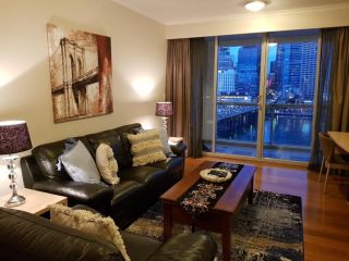 Darling Harbour 2 Bedroom Apartment Apartment, Sydney - 3