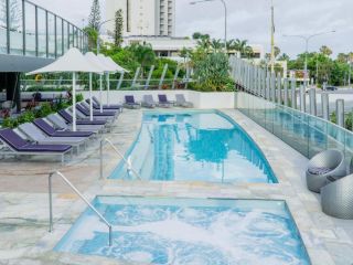 Deluxe High Floor 2 Bedroom Apartment Apartment, Gold Coast - 3