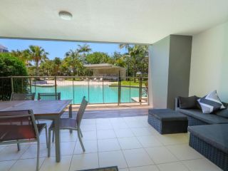 Deluxe Swim up - Drift North 3 Apartment, Casuarina - 4