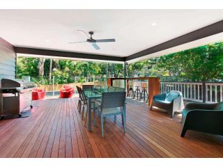 Depper St Beautifully Renovated Beach House Guest house, Sunshine Beach - 5