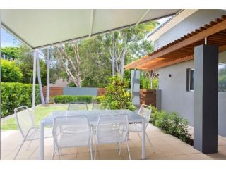 Depper St Charming Beach Side Home in Lovely Location Guest house, Sunshine Beach - 3